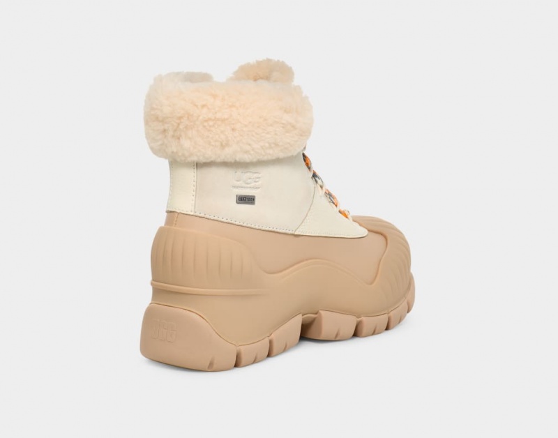 Cizme Ugg Adiroam Hiker Dama Kaki Albi | 2537DRYSZ