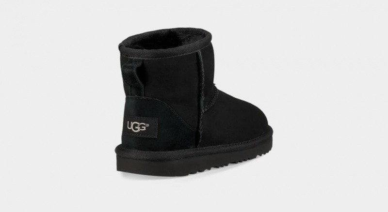 Cizme Ugg Clasici II Mini Copii Negrii | 6172ITKXA