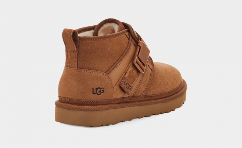 Cizme Ugg Neumel Snapback Barbati Maro | 6731HEGDQ