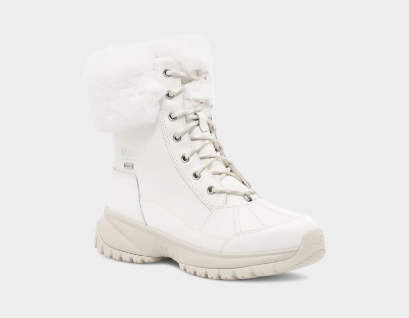 Cizme Ugg Yose Fluff Dama Albi | 1708KZTBO