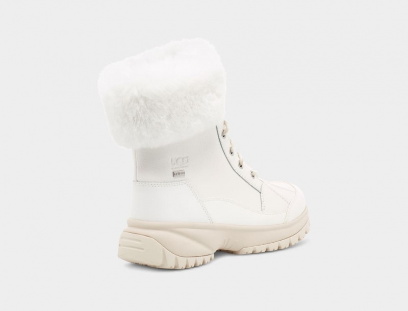 Cizme Ugg Yose Fluff Dama Albi | 1708KZTBO